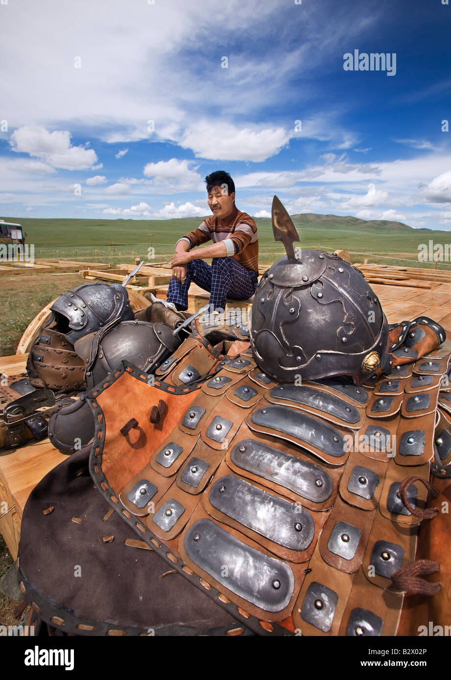 A re Inszenierung der Einigung der mongolischen Stämme unter Dschingis Khan-Uniformen verteilt für den Einsatz, Mongolei Stockfoto