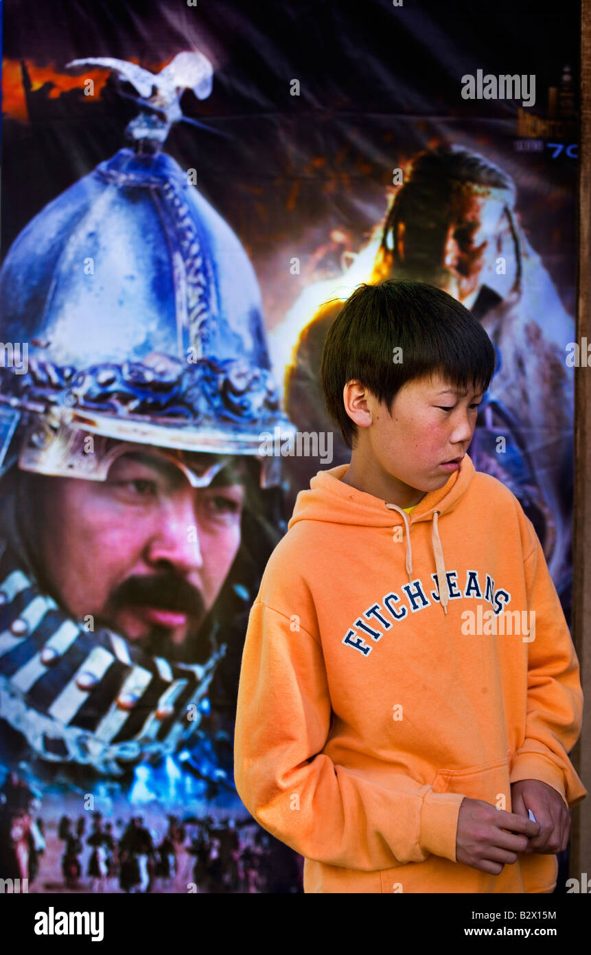 Woche das Naadam-Fest feiert das 800. Jubiläum oder die mongolischen Staat Plakate für den neuen Film auf Dschingis Khan Stockfoto
