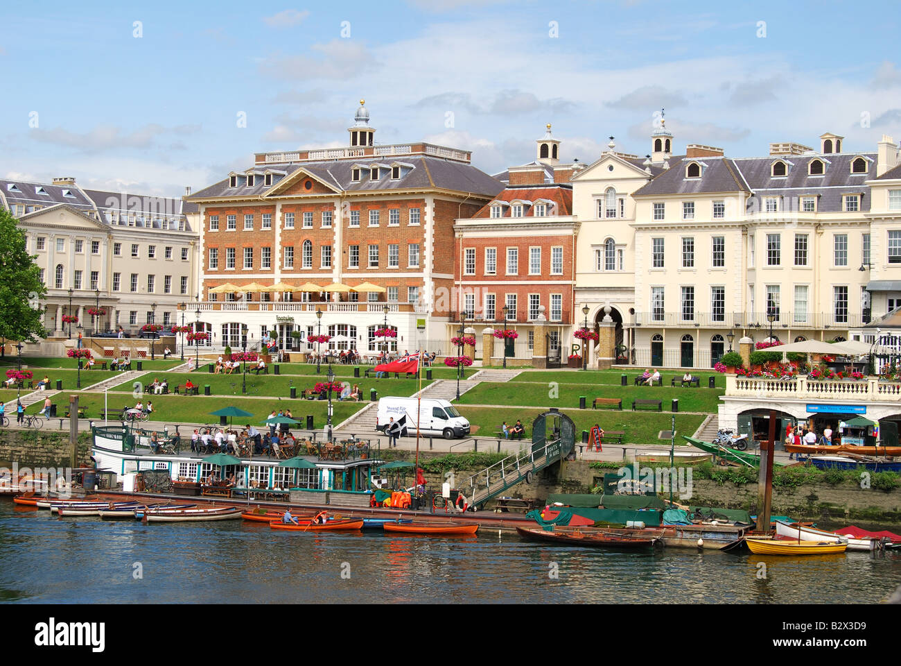 Themse-Ufer, Richmond, Richmond upon Thames, Greater London, England, Vereinigtes Königreich Stockfoto