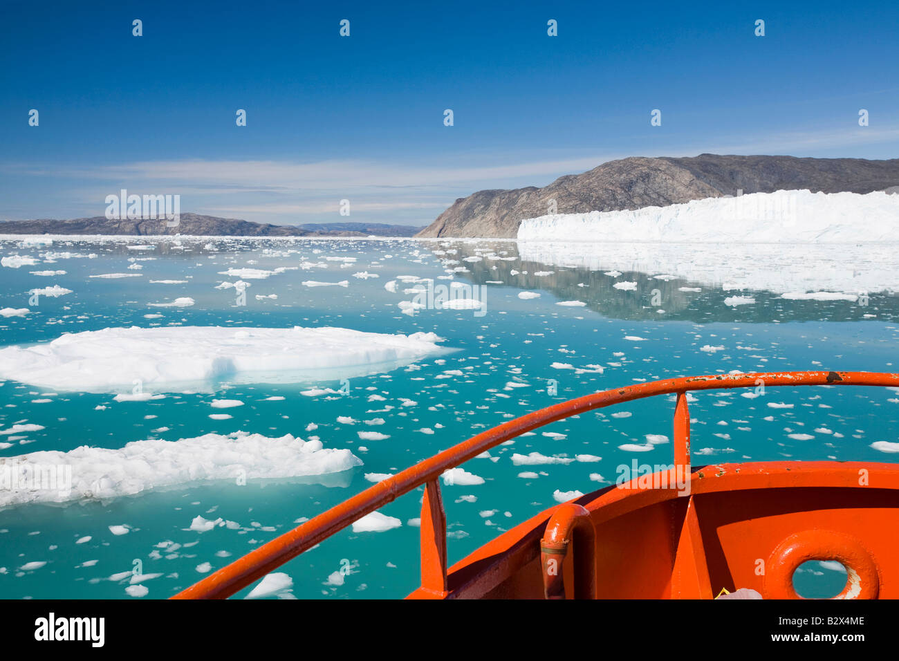 Ein Boot Camp Victor vom ausstatten Sermia Gletscher, die sich entfernenden schnell aufgrund der globalen Erwärmung an der Westküste von Grönland Stockfoto