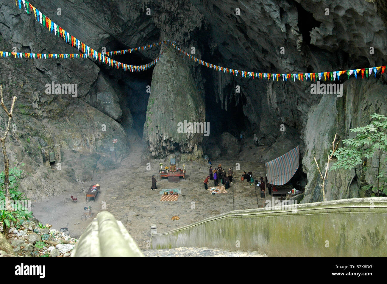 Houng Trich Höhlentempel der Parfüm-Pagode Chua Huong, Vietnam Stockfoto