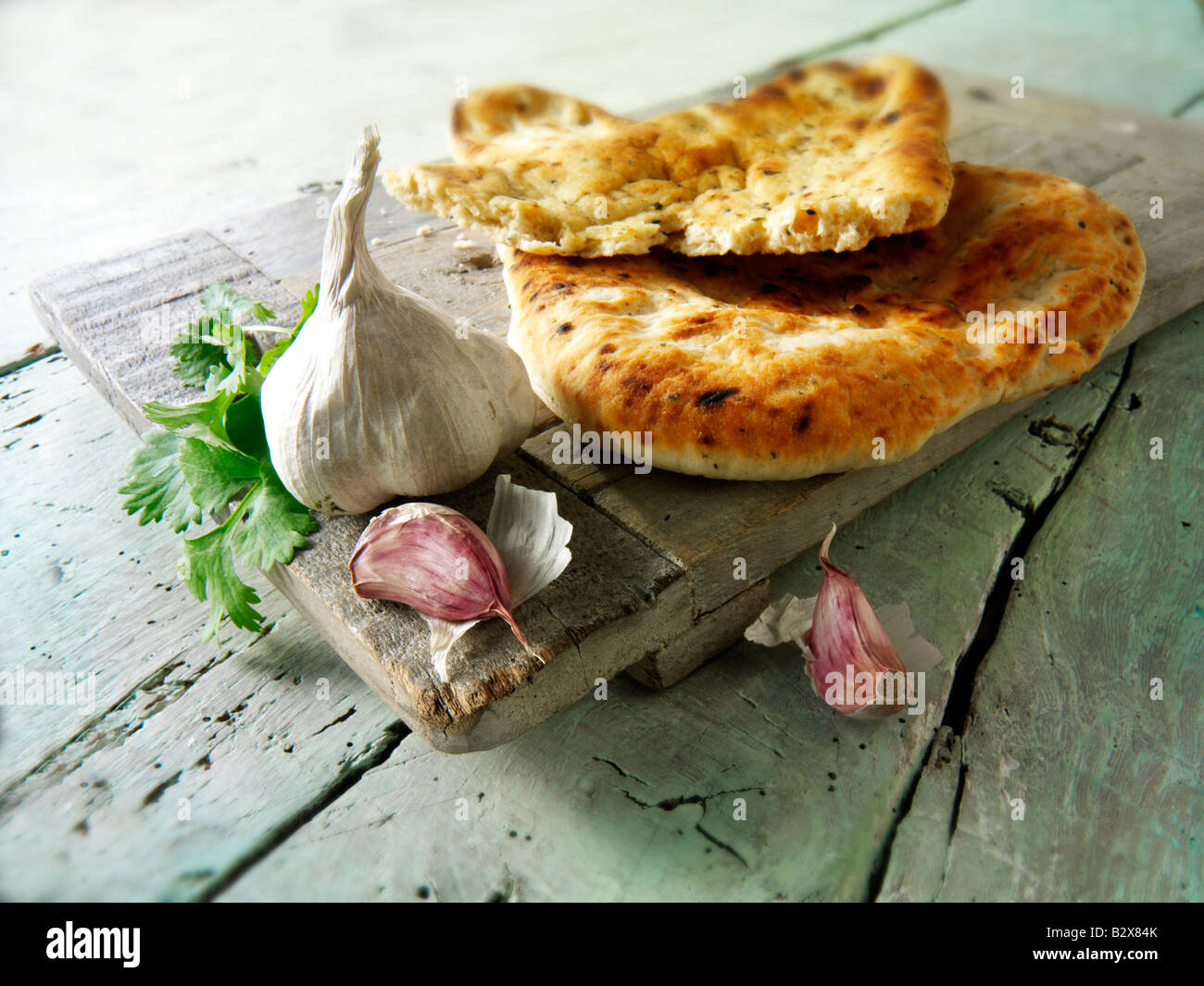 Knoblauch und Koriander indische Naan-Brot Stockfoto