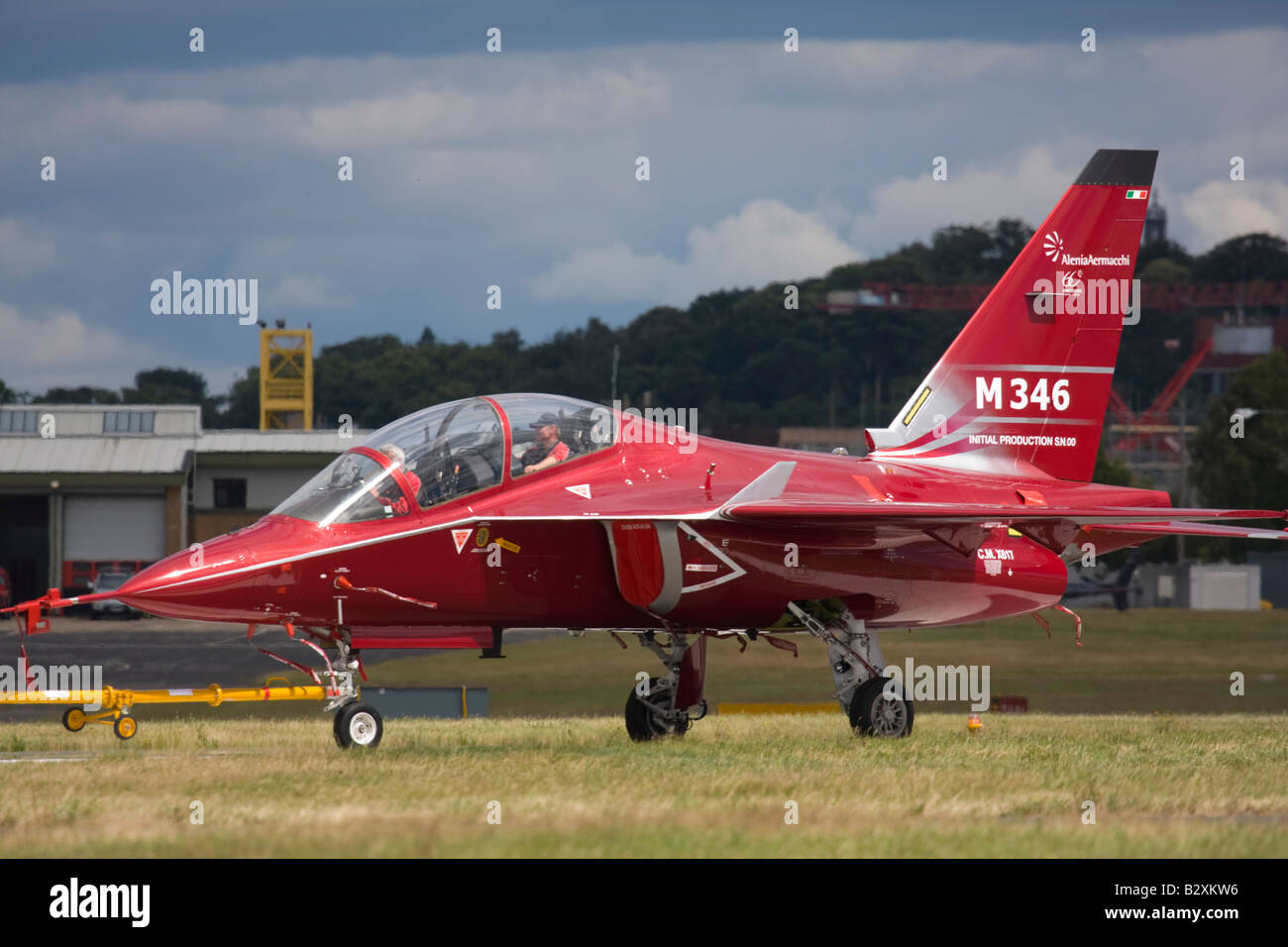 AleniaAermacchi neueste Aermacchi fortgeschrittene Trainer in Farnborough International Airshow 2008, Großbritannien angezeigt. Stockfoto