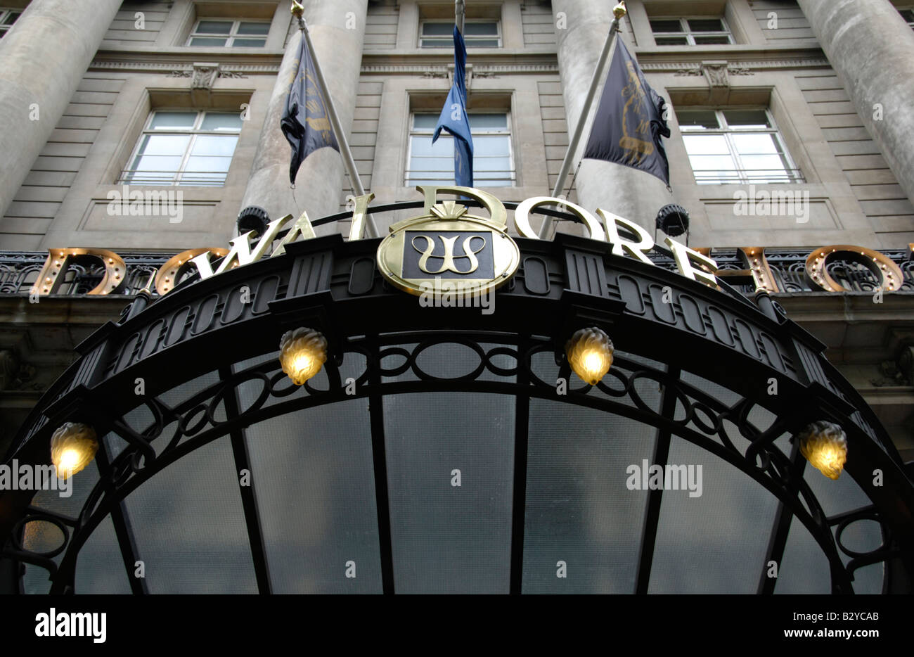 Das Waldorf Hotel in Aldwych London England Stockfoto