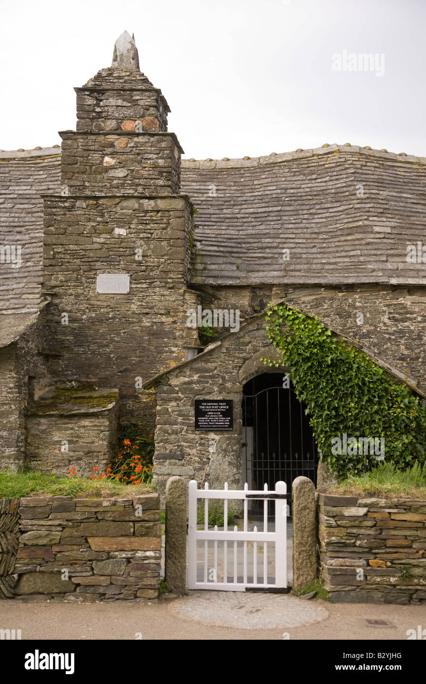Das alte Postamt Tintagel Cornwall im Besitz des National Trust Stockfoto