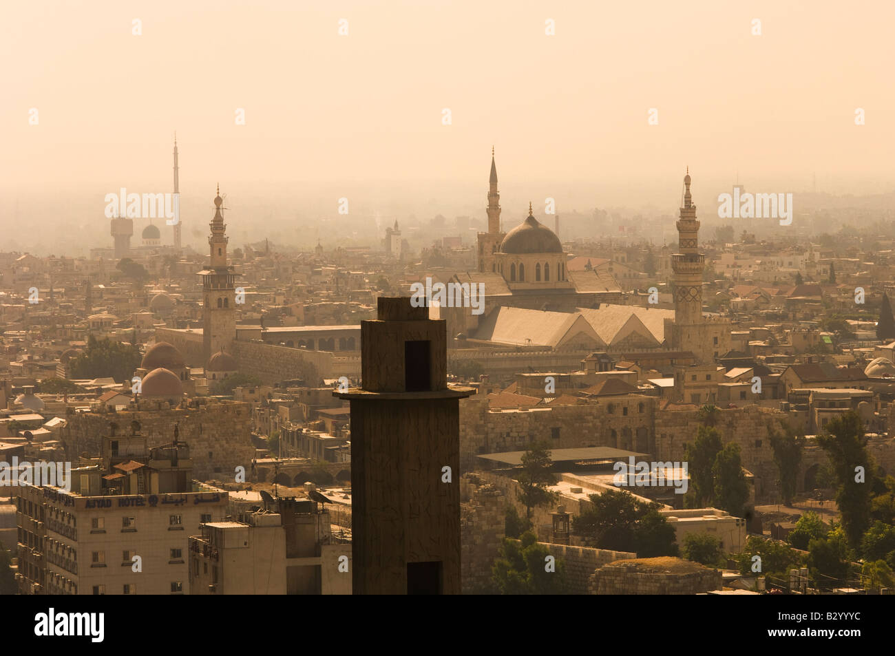 Syrien.  Am frühen Morgen Blick über Damaskus mit sehr starke Verschmutzung. Stockfoto