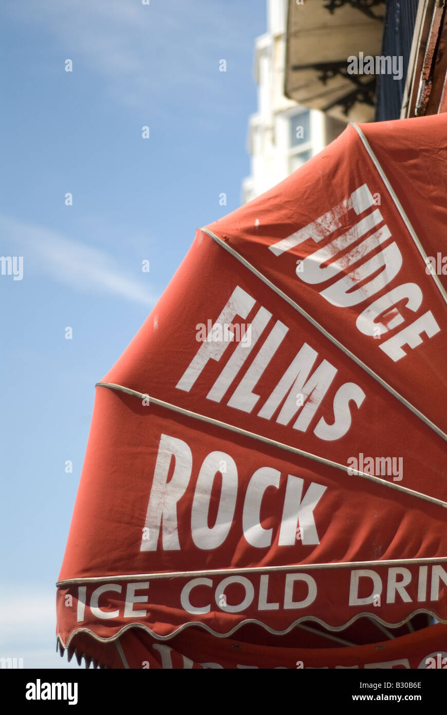 Direkt am Meer-Shop Markise in Brighton Stockfoto