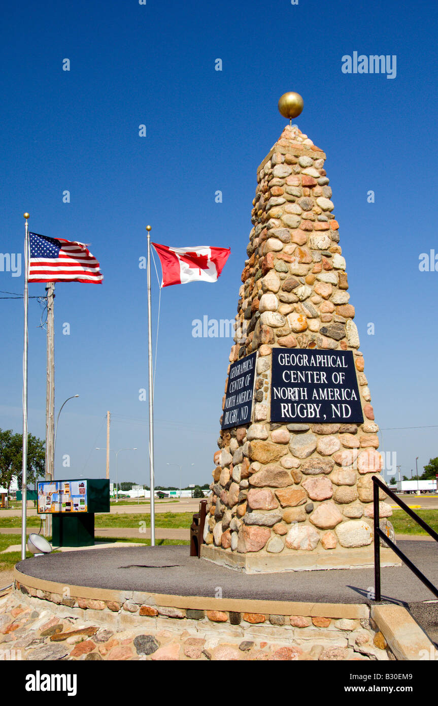 Ein Stein Marker in der geografischen Mitte des nordamerikanischen Kontinents an der Rugby-North Dakota USA Stockfoto
