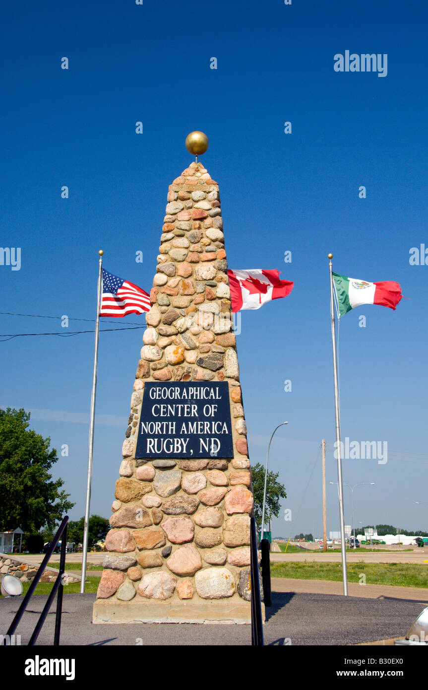 Ein Stein Marker in der geografischen Mitte des nordamerikanischen Kontinents an der Rugby-North Dakota USA Stockfoto
