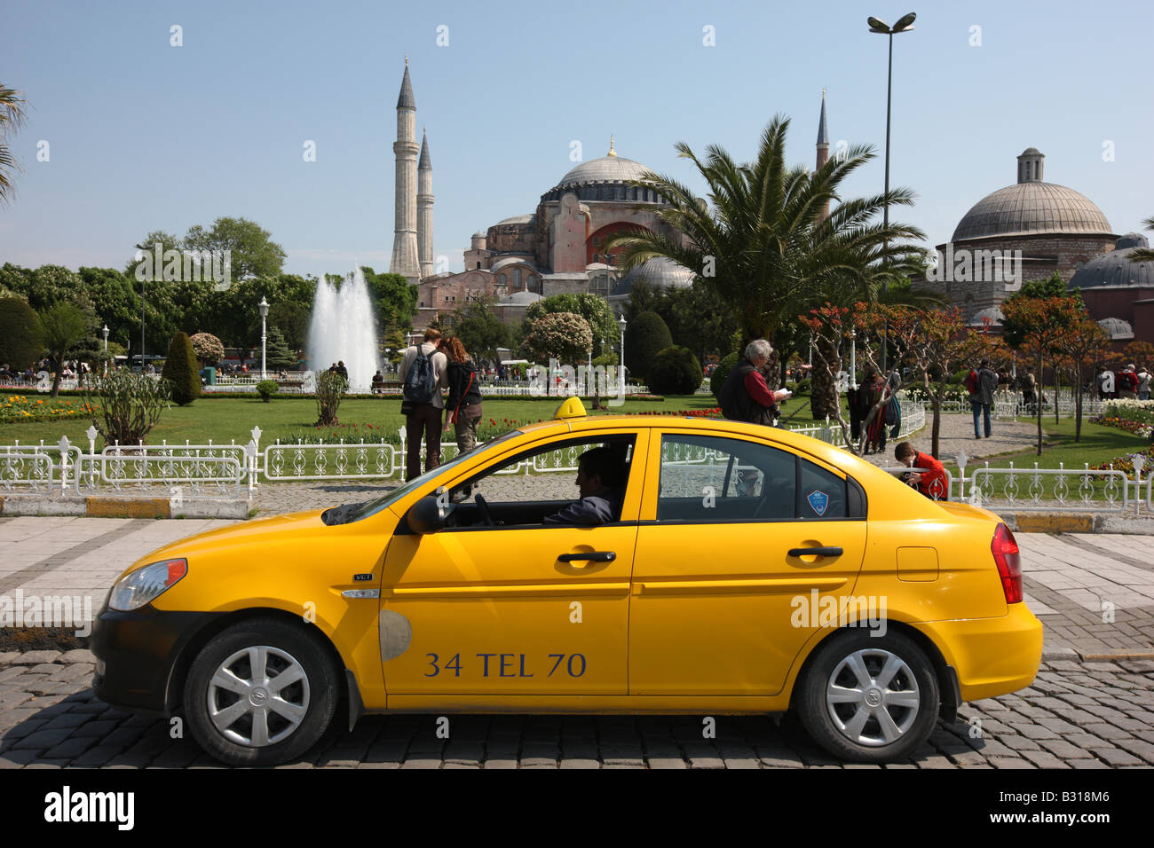 Taxi in istanbul -Fotos und -Bildmaterial in hoher Auflösung – Alamy