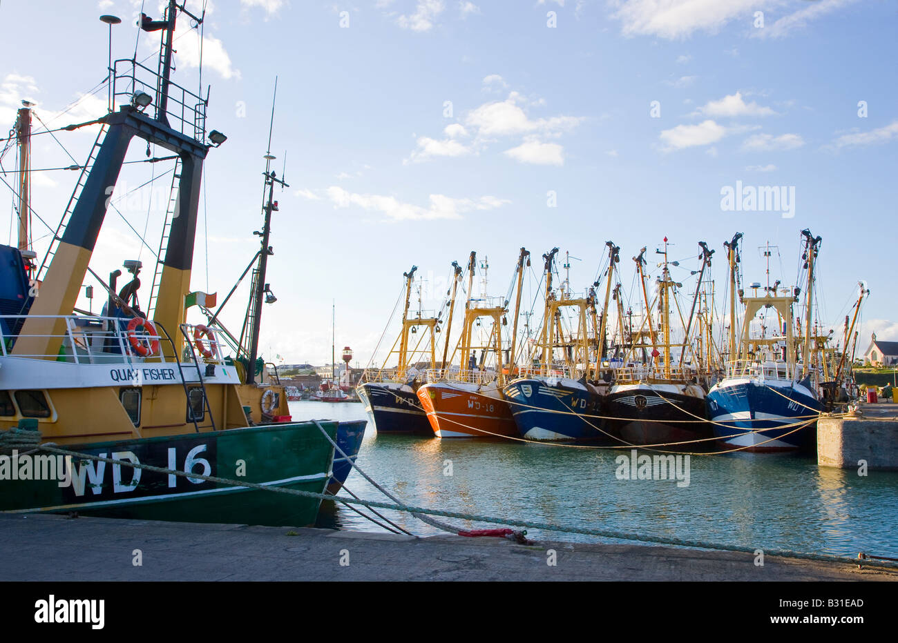 Trawler im Hafen Stockfoto