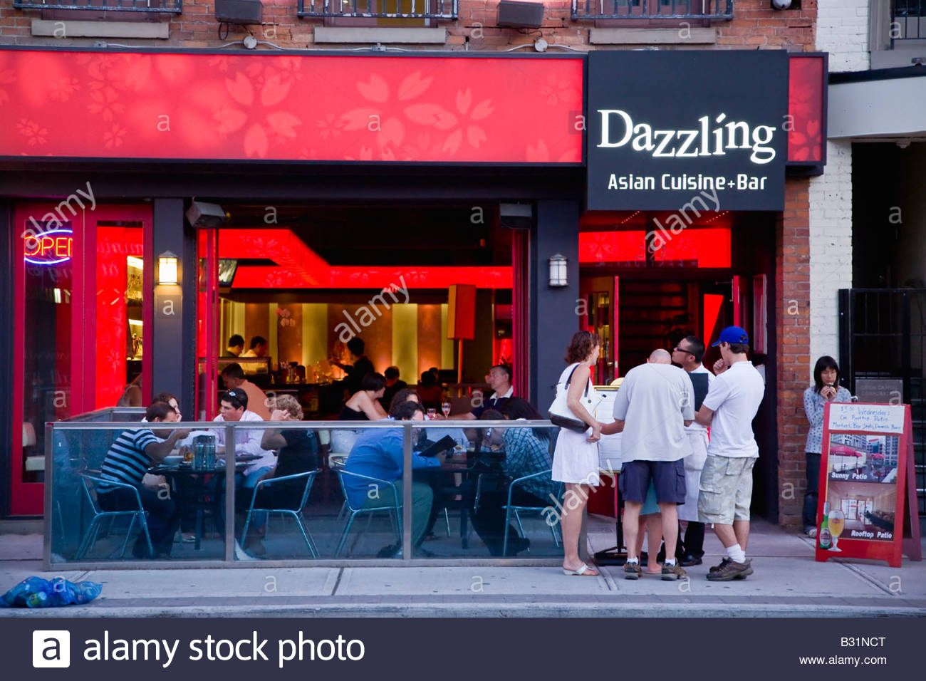 Toronto Canada Ontario Restaurant Restaurants Stockfotos Und Bilder Kaufen Alamy