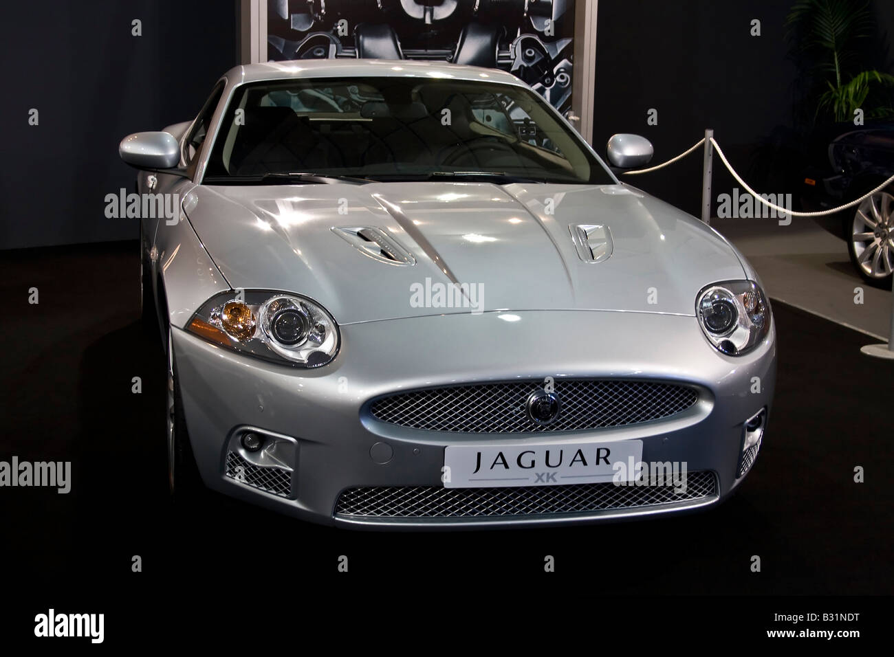 Jaguar XK in Zagreb Auto Show in Kroatien von 28,3 2008. -06. 04. 2008. Stockfoto