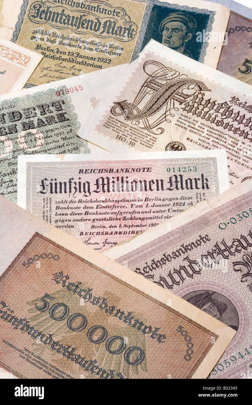 Historische deutsche Banknoten aus dem Jahr 1923 mit sehr hohen Werten Stockfoto