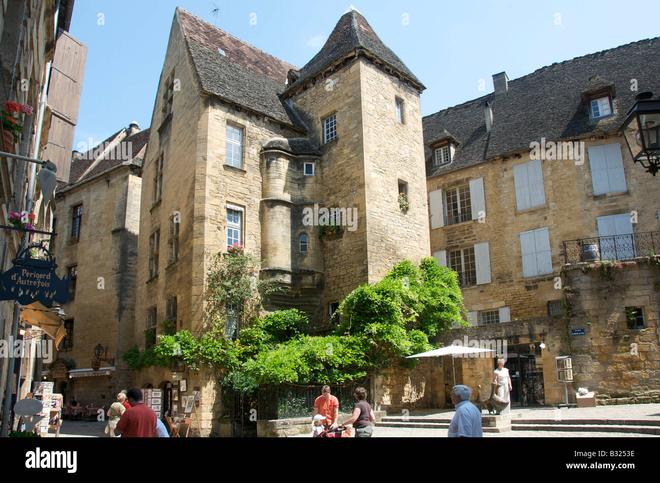 Sarlat la Caneda Straße der alten mittelalterlichen Häusern, Perigord, Dordogne, Frankreich Stockfoto