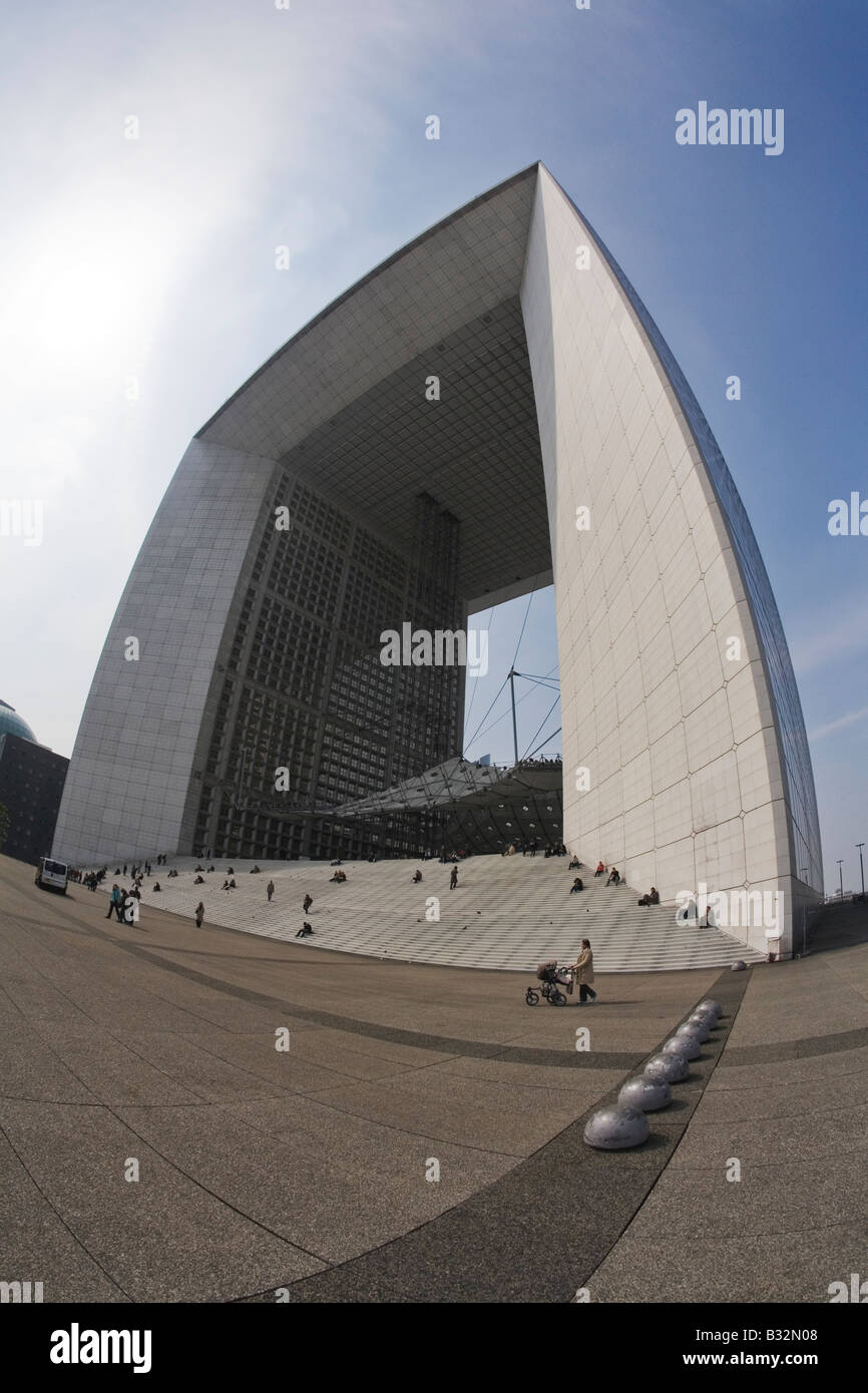 Le Grande Arche De La Defense von dem dänischen Architekten Otto van Spreckelsen Paris Frankreich Europa EU Stockfoto