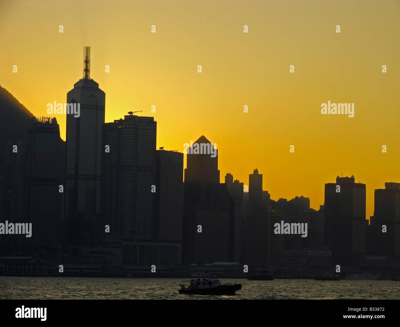 Moderne Skyline Hongkongs Central District bei Sonnenuntergang Stockfoto