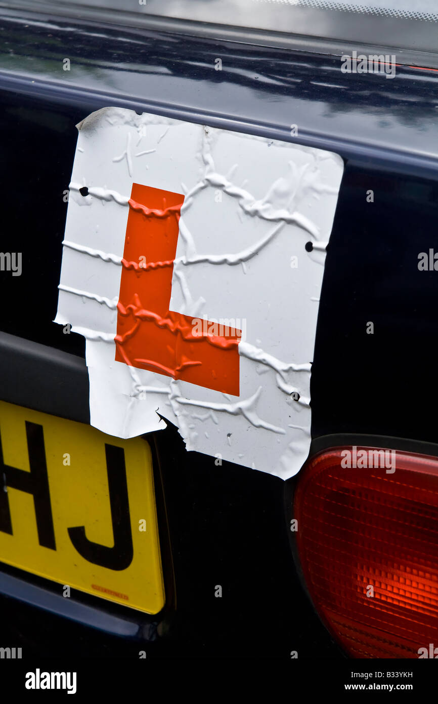 Ein L-Schild am Auto, UK Stockfotografie - Alamy