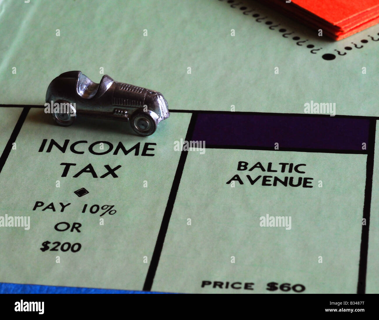Einkommensteuer-Platz auf das Monopoly Spielbrett Stockfoto