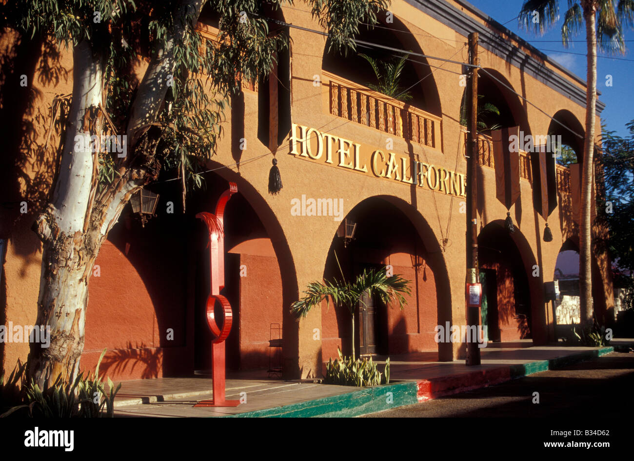 Das Hotel California in der spanischen Kolonialstadt von Todos Santos, Baja California Sur, Mexiko Stockfoto