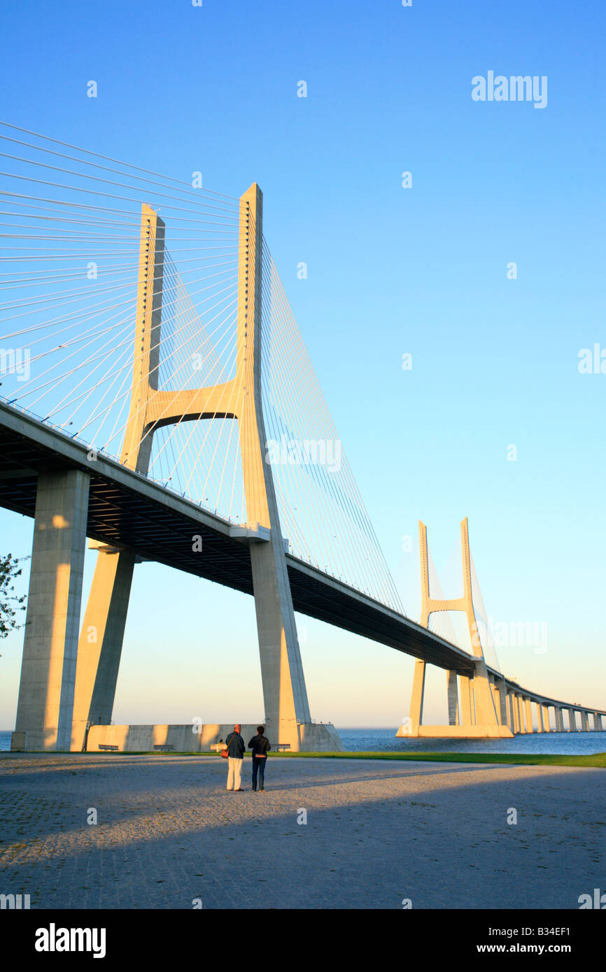 Ponte Vasco da Gama über den Tejo in Lissabon, Portugal Stockfoto