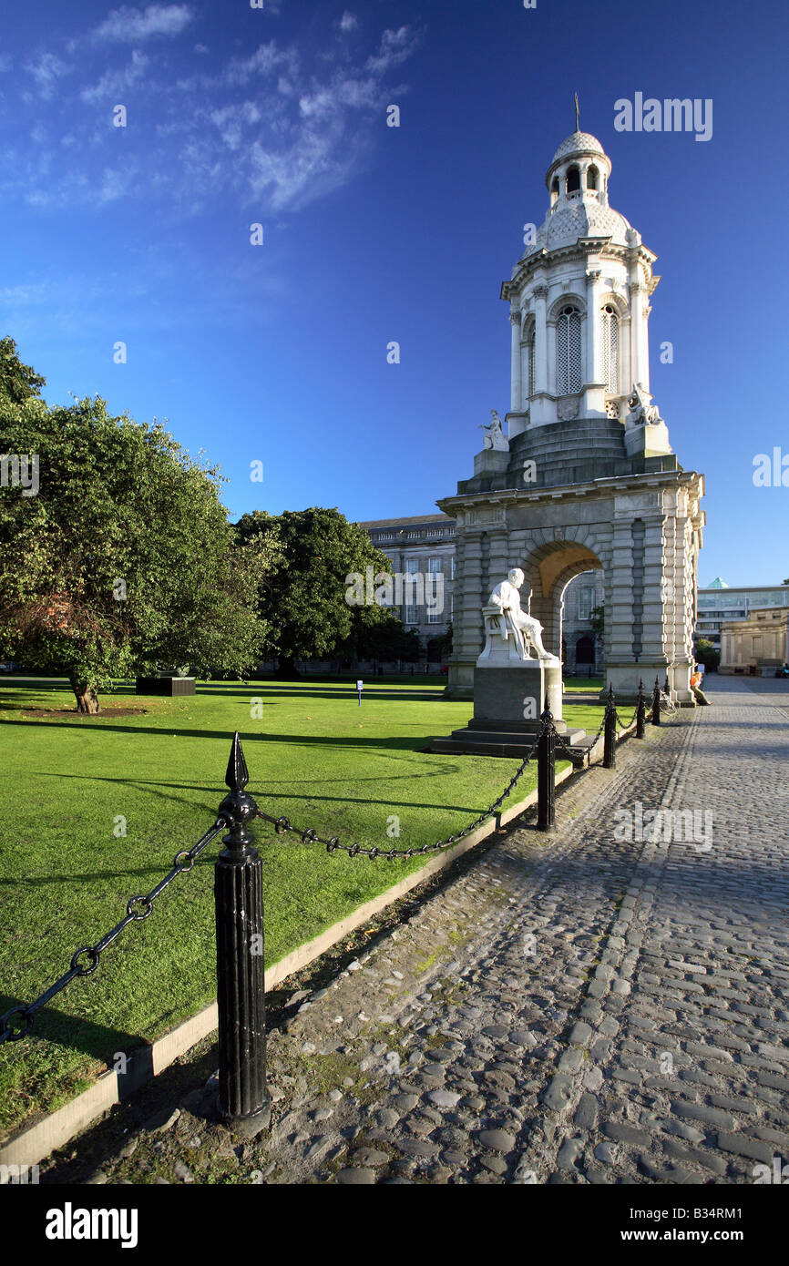 Ein Glockenturm auf dem Trinity College, Dublin, Irland Stockfoto