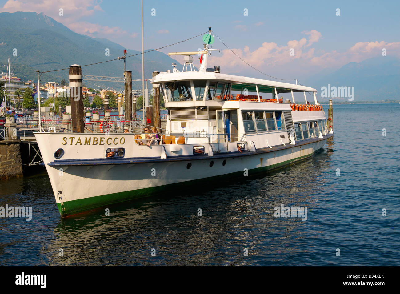 Passagier-Fähre am Lago Maggiore. Locarno, Tessin Schweiz Stockfoto