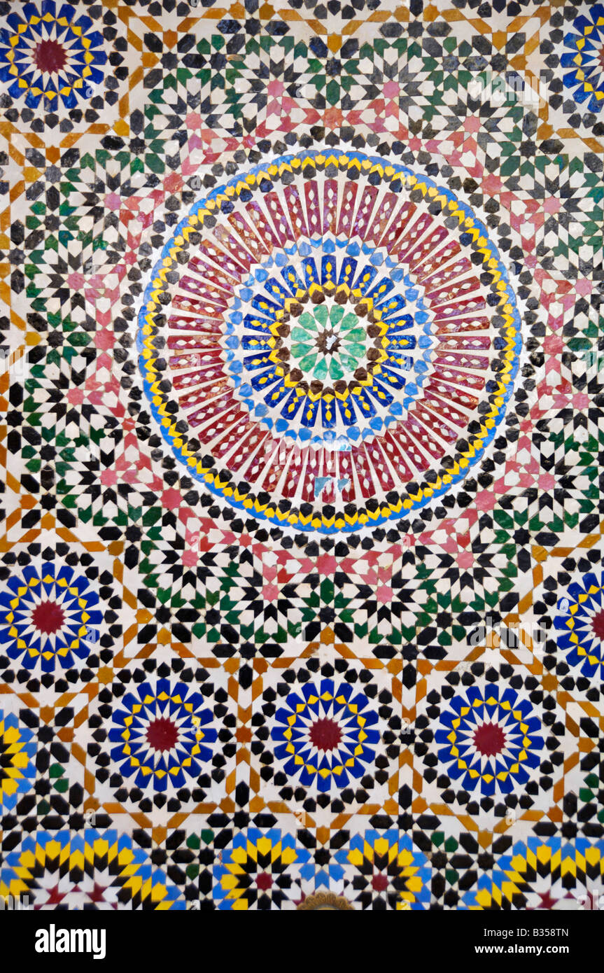 Zillij marokkanische Keramik Mosaik Fliesen Dekoration Stockfoto