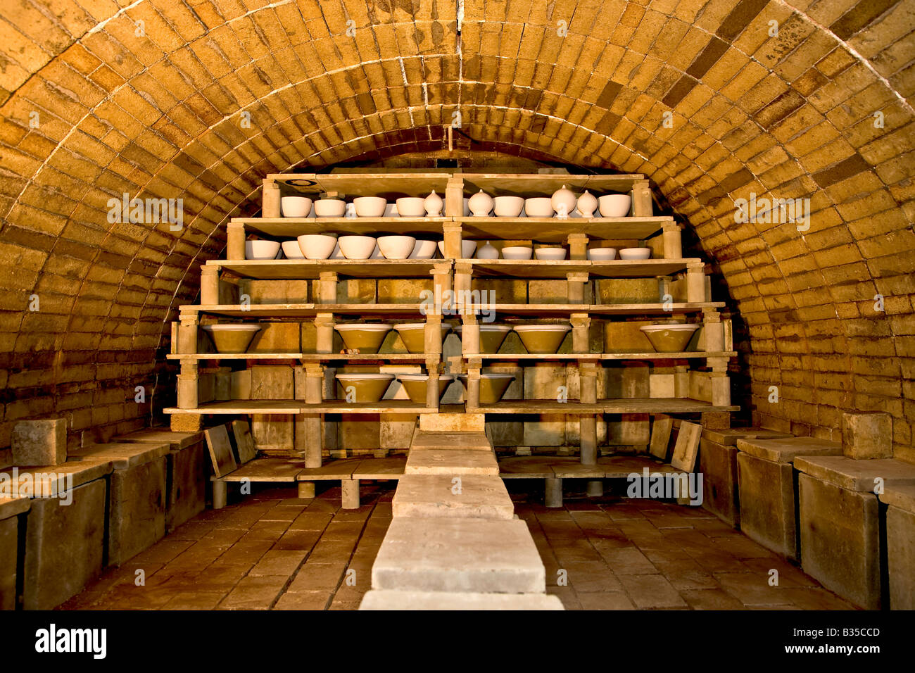 Alte Keramik Brennofen bei Ecomusee im Elsass Stockfoto