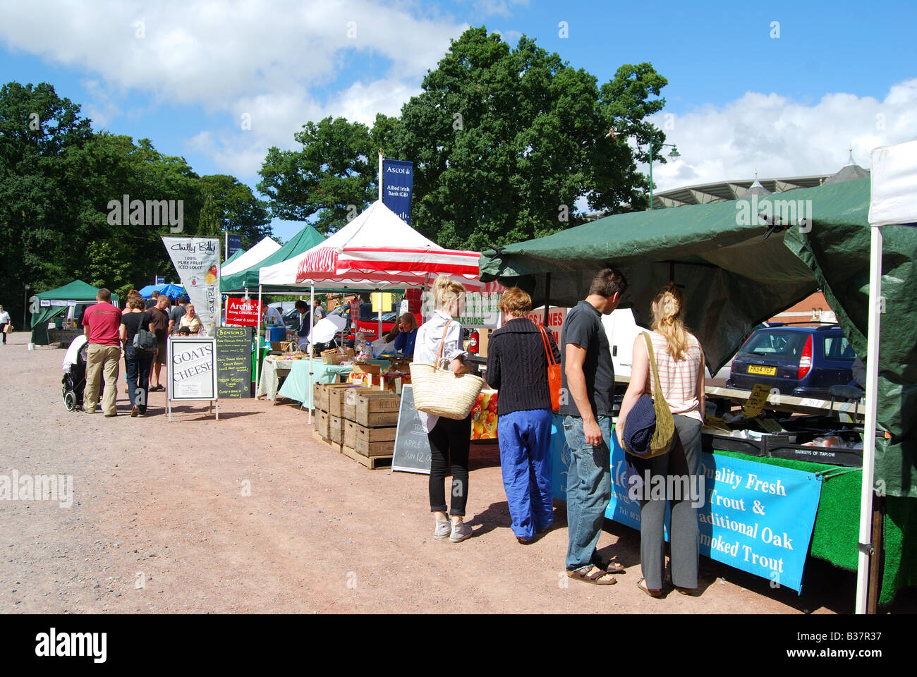 Rural market europe Fotos und Bildmaterial in hoher Auflösung Alamy