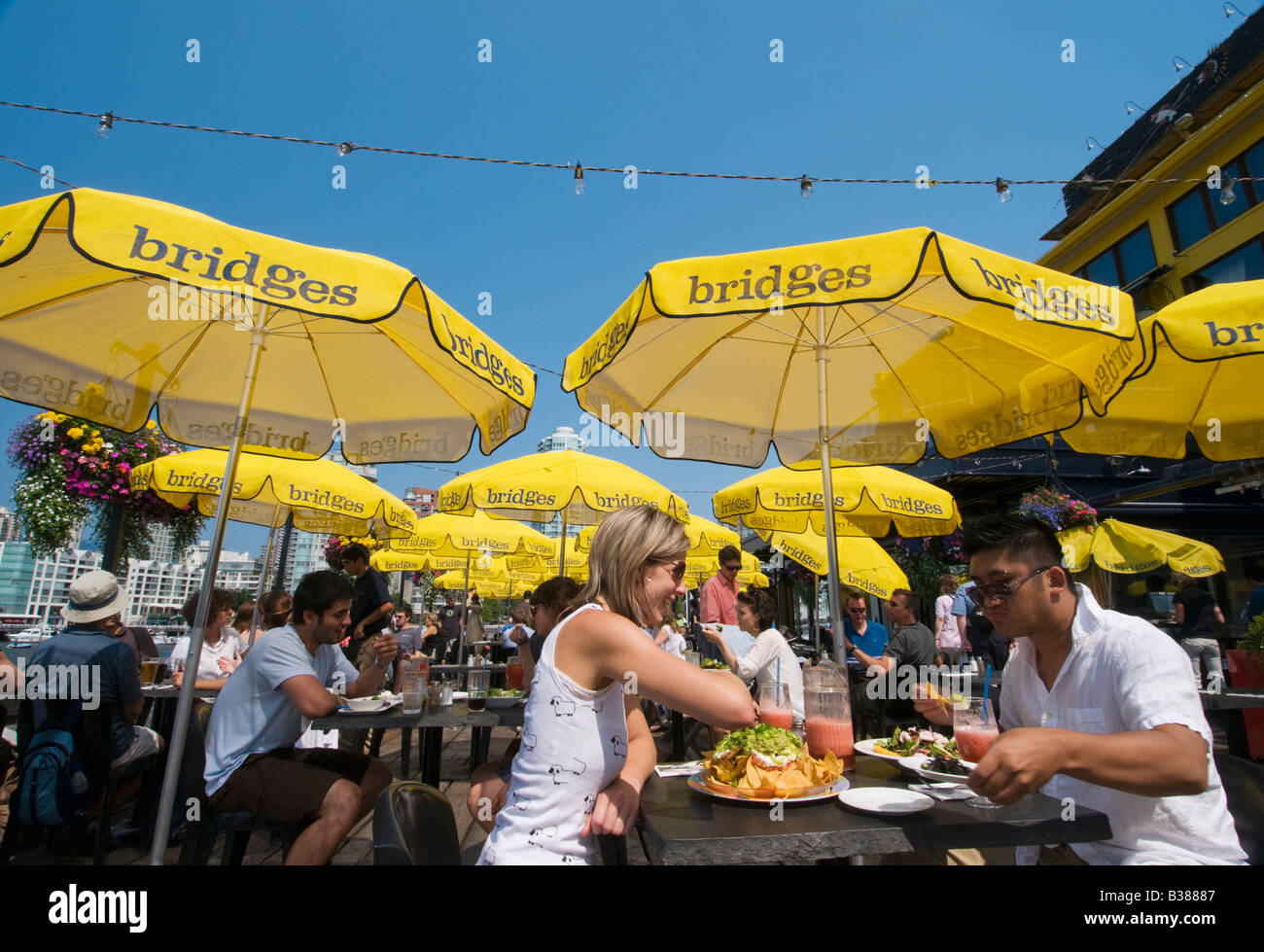 "Beliebtes Restaurant Granville Island Vancouver British Columbia Kanada" Stockfoto