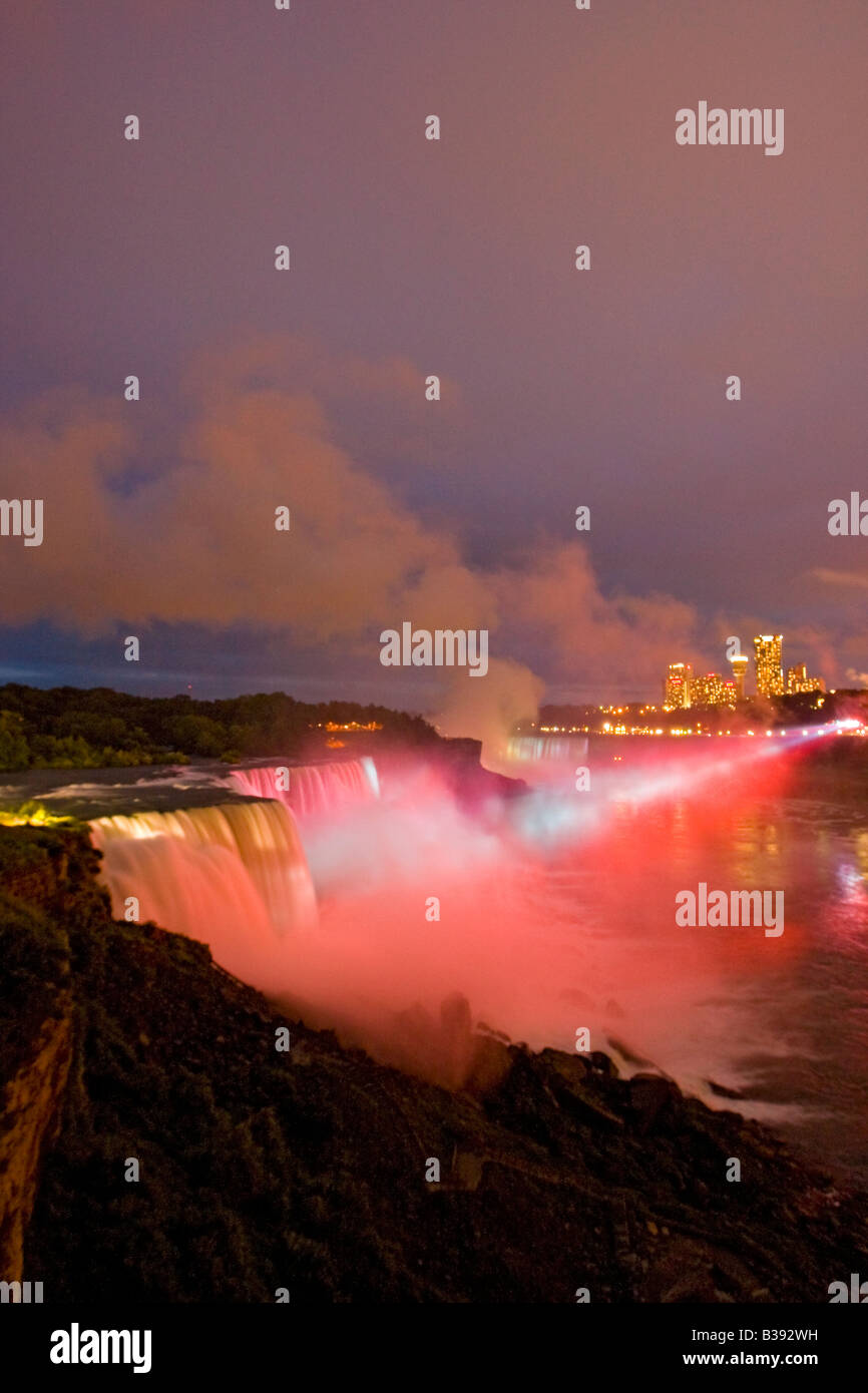 USA New York Niagara Falls Nacht Foto vom Turm. Stockfoto