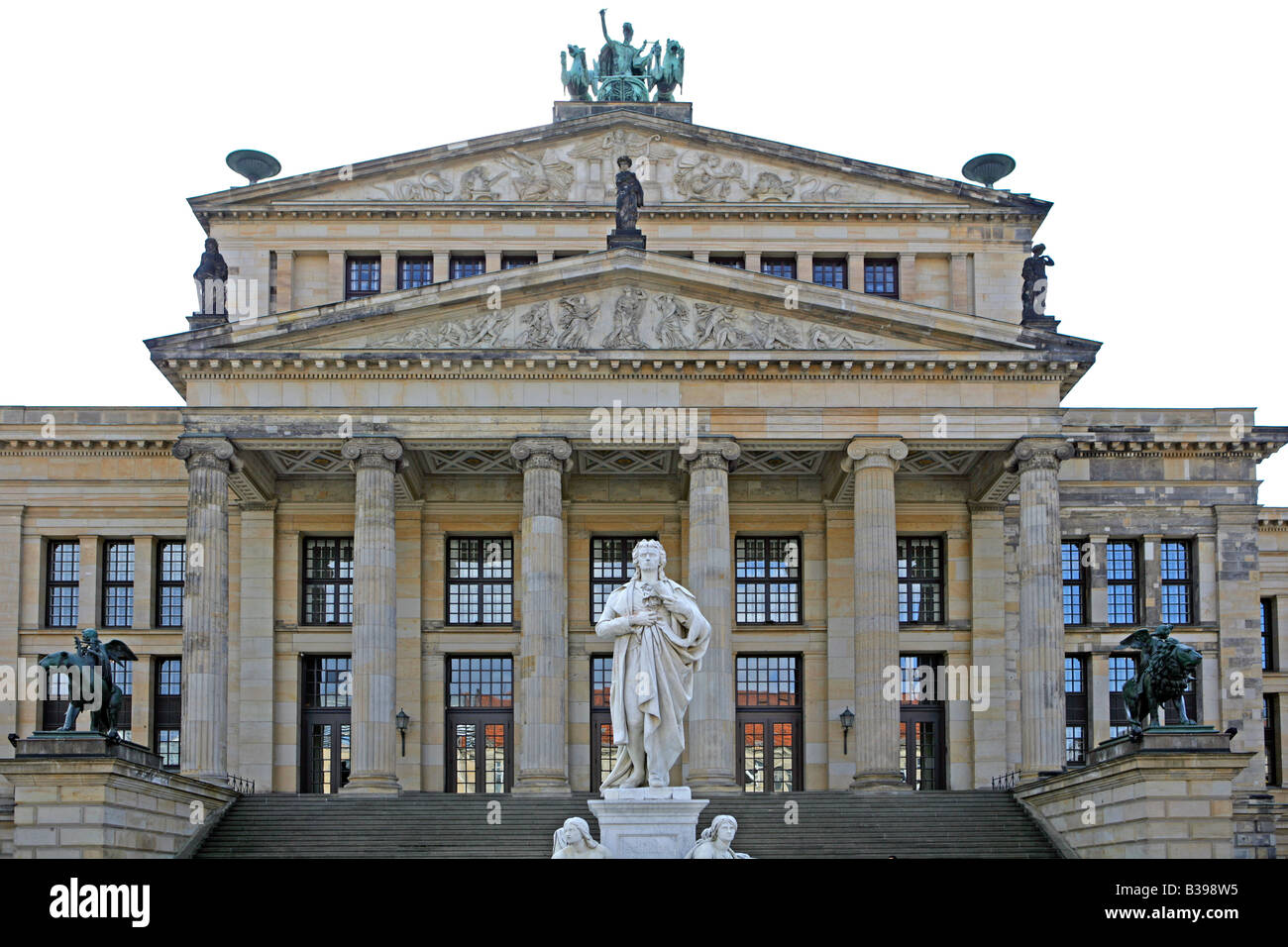 Deutschland, Berlin, Konzerthaus Und Schillerdenkmal bin Concert Hall Gendarmenmarkt Berlin, Gendarmenmarkt und Schiller-Denkmal Stockfoto