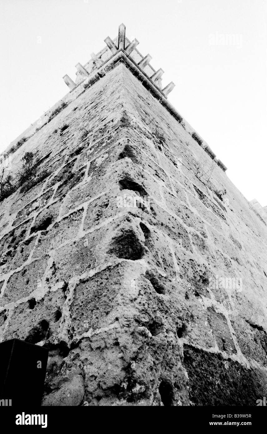 Mauer der Festung von der Altstadt von Ibiza Stockfoto