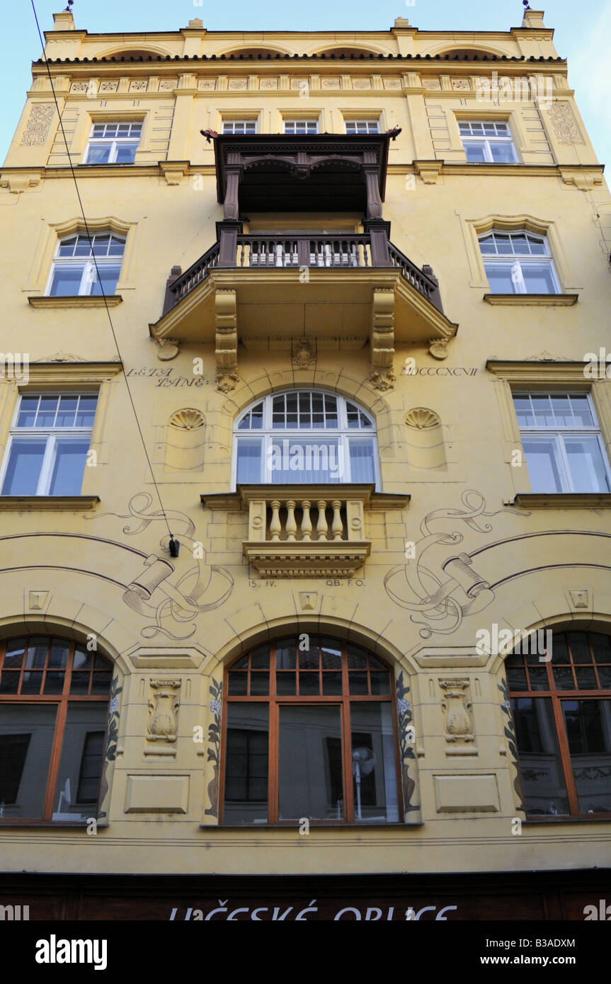 Die Fassade des 1807 aufbauend Celetna Straße einer der ältesten Straße in Prag Stockfoto