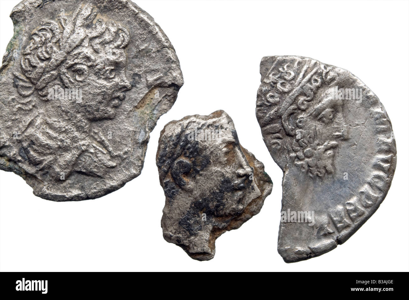 Teile der römischen Silbermünzen zeigt Kaiser Köpfe Stockfoto