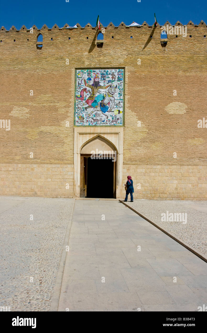 Fliesen Mosaik über dem Eingang zu den Arg in Shiraz, Iran Stockfoto