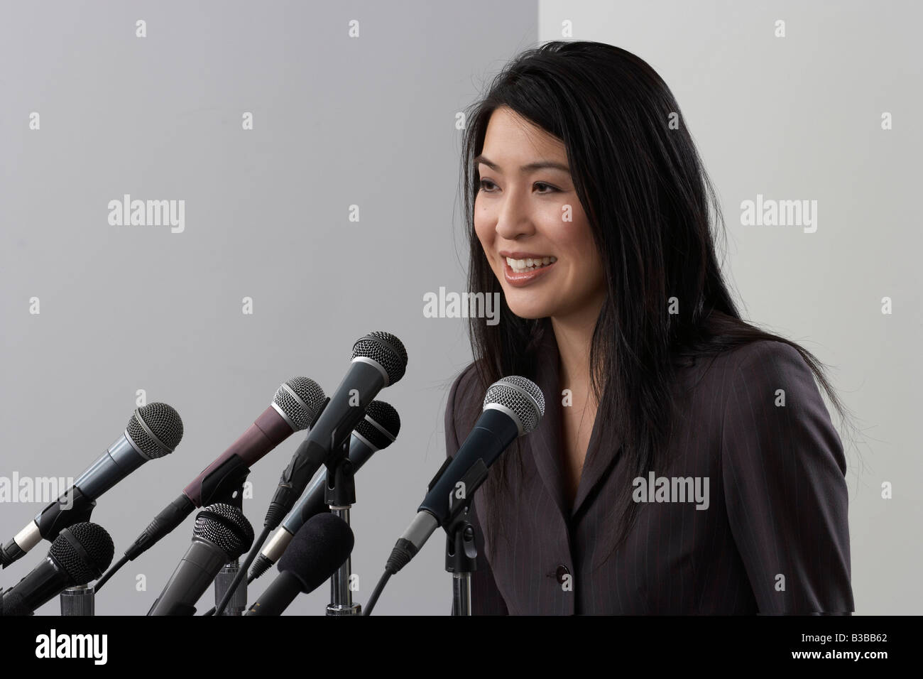 Frau geben Rede Stockfoto