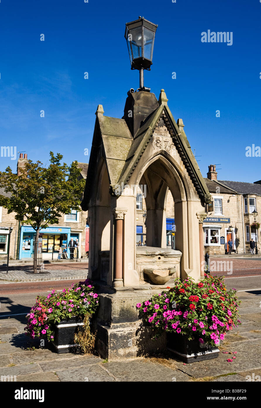 Öffentliche Trinkbrunnen auf Galgate in Barnard Castle, County Durham, England, Stockfoto