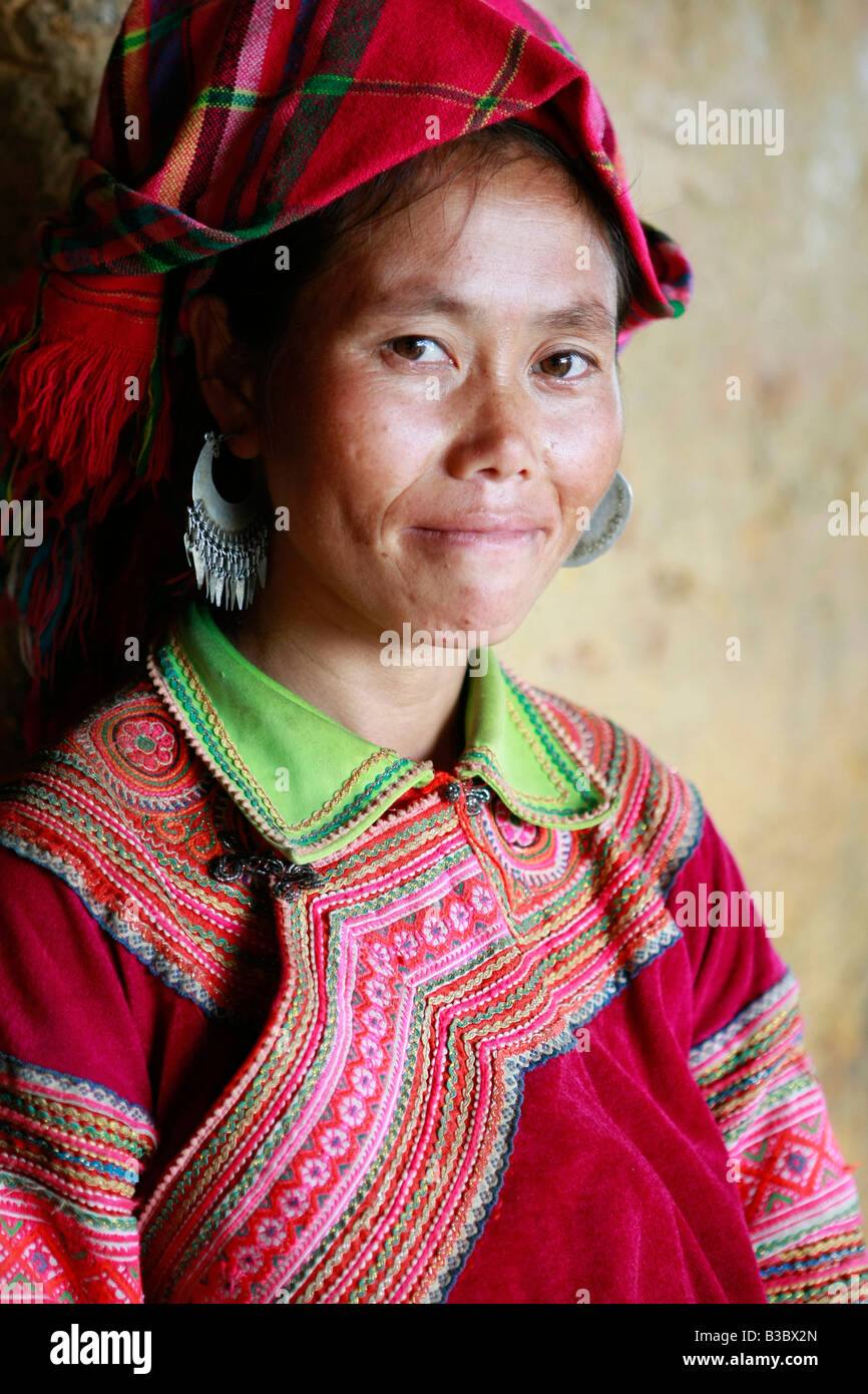 Flower Hmong Tribeswoman, Ha Giang Province, Vietnam Stockfoto