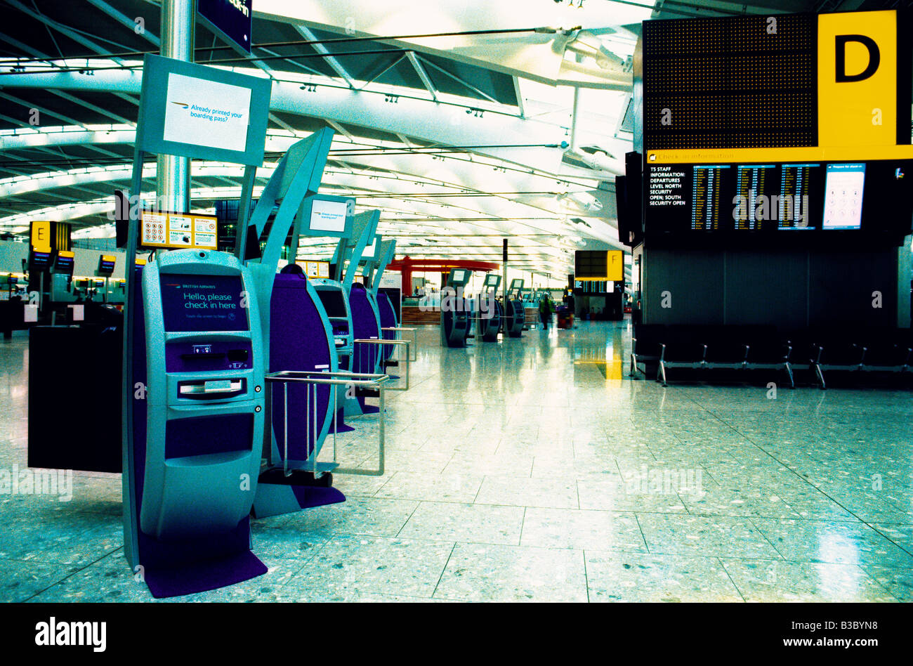 Innenansicht Flughafen, Check-in Bereich Stockfoto
