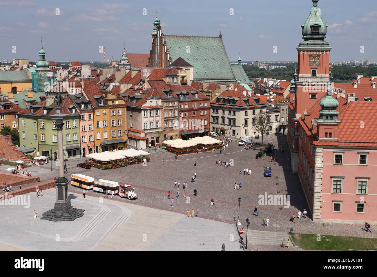 Warschau die Altstadt zeigt die Royal Palace Square Plac Zamkowy mit Statue von König Sigimund Stockfoto