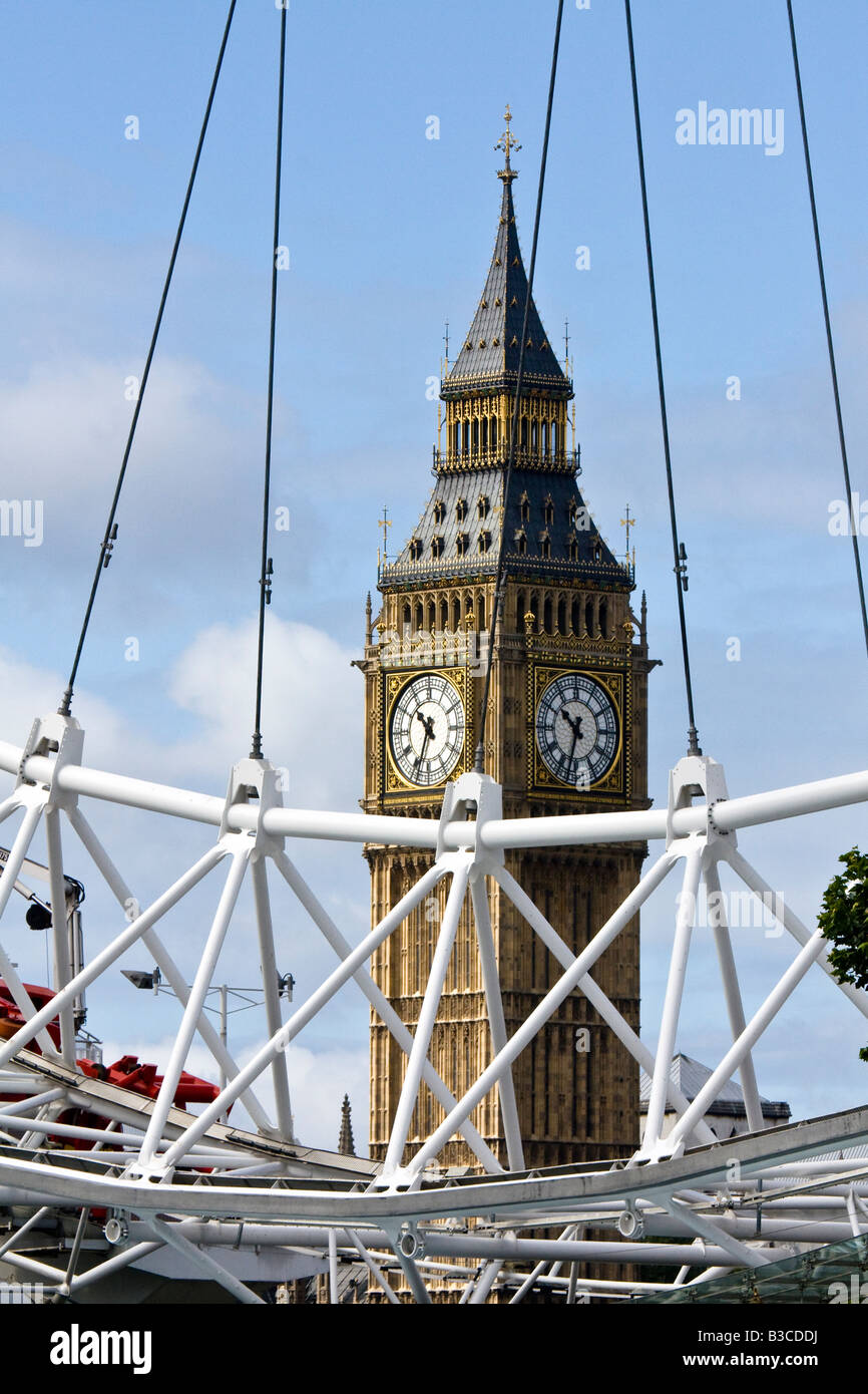 Big Ben Häuser des Parlaments London gesehen von der Basis des London Eye Stockfoto