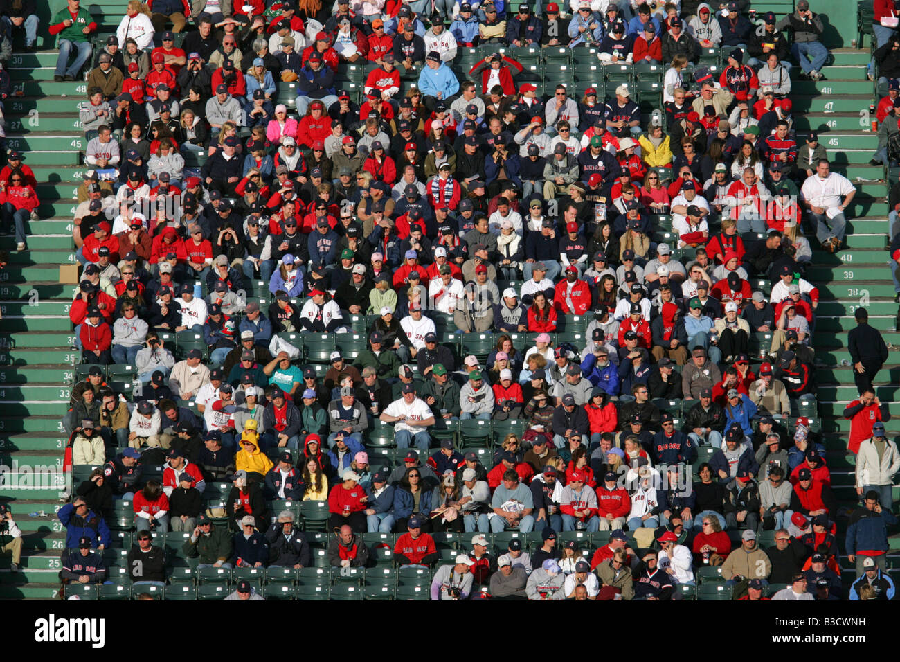 Baseball-Fans auf der Tribüne, Fenway Park Boston Stockfoto
