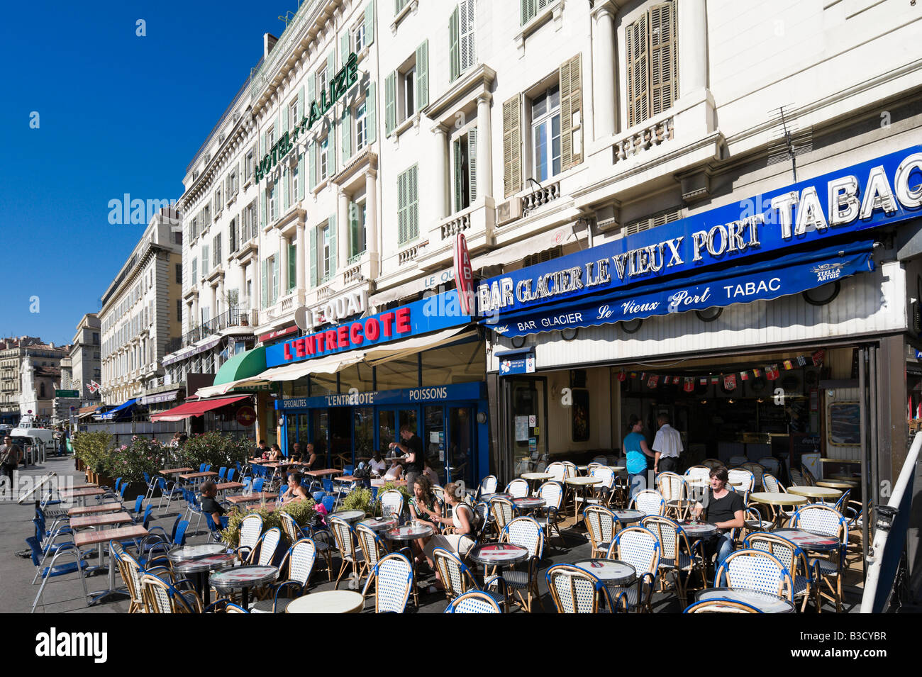 Harbourfront-Cafe-Bar an der Quai des Belges, Vieux Port District, Marseille, Cote d ' Azur, Frankreich Stockfoto