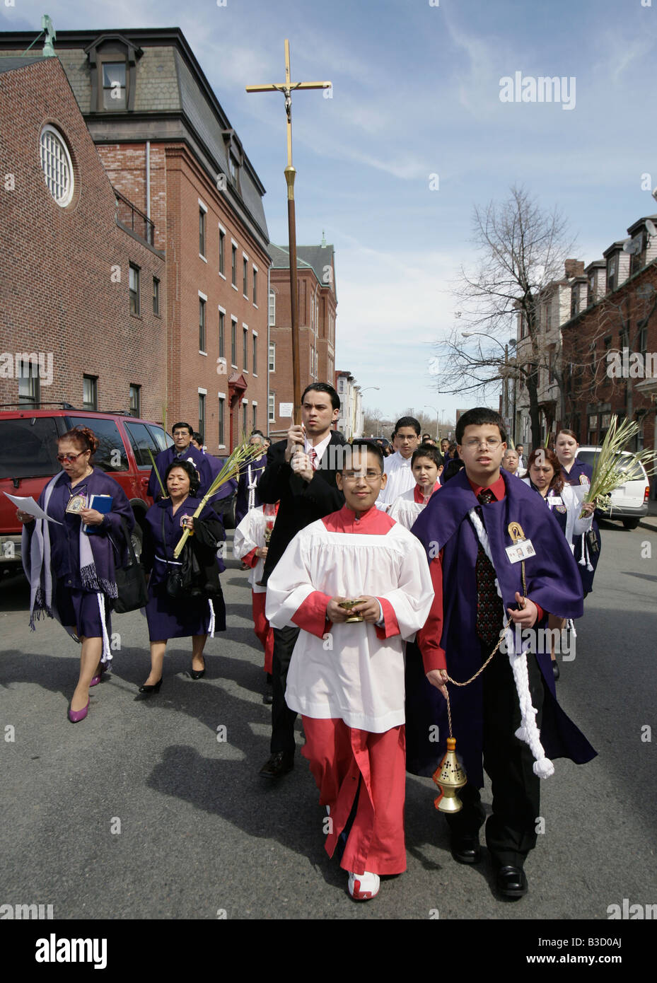 Latino-Einwanderer-Gemeinde, am Palmsonntag Prozession, Boston, Massachusetts Stockfoto