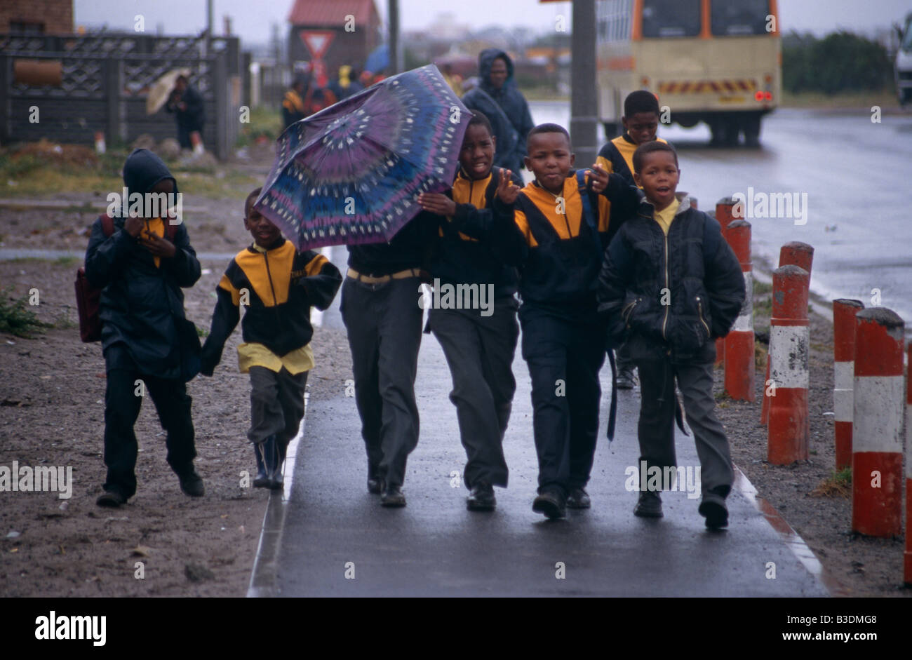 Schulkinder in Guguletu Township in Kapstadt, Südafrika. Stockfoto