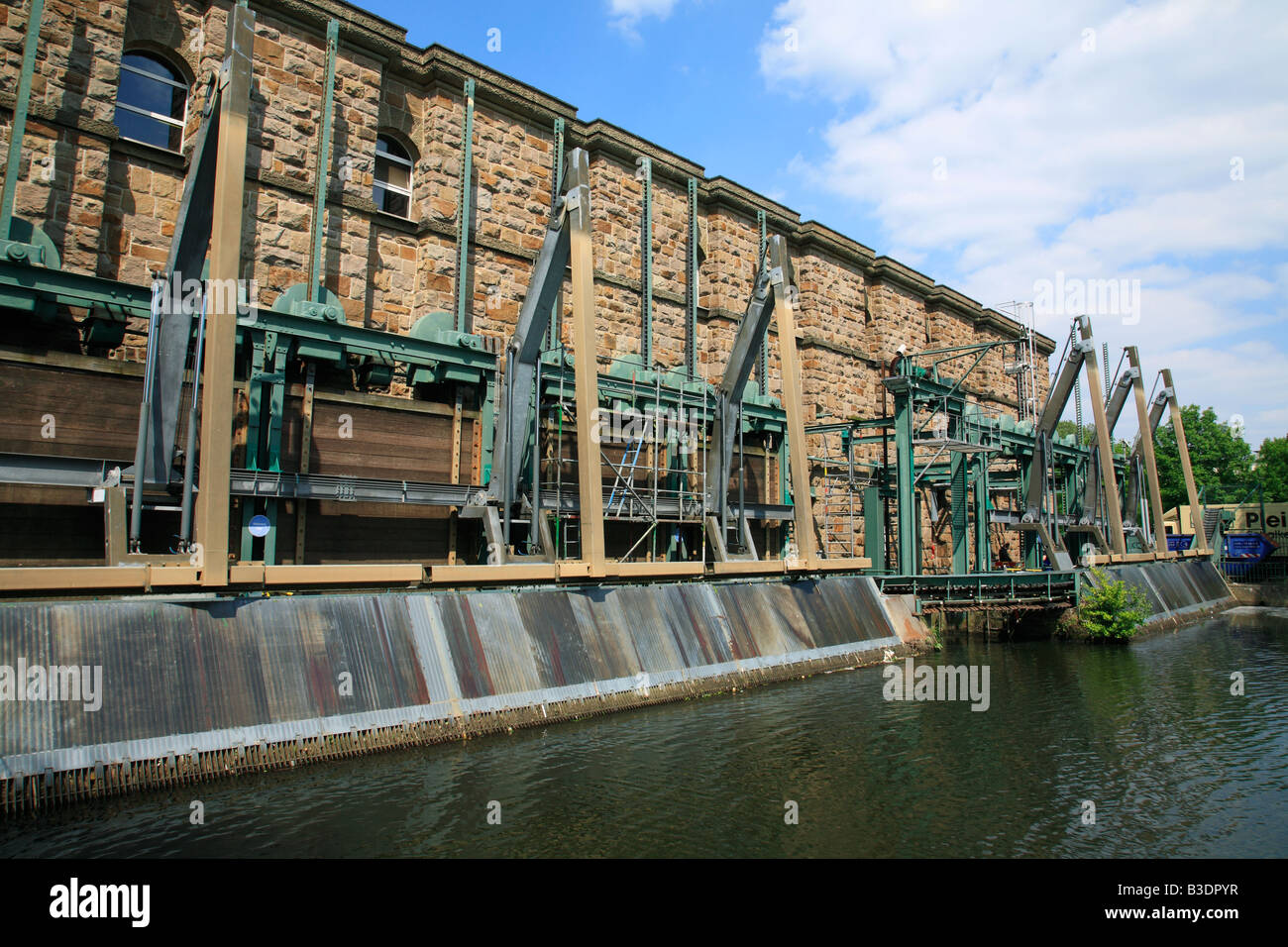 Wasserkraftwerk Kahlenberg der RWW, Rheinisch-Westfälische Wasserwerksgesellschaft, Mülheim an der Ruhr, Ruhrgebiet, NRW Stockfoto