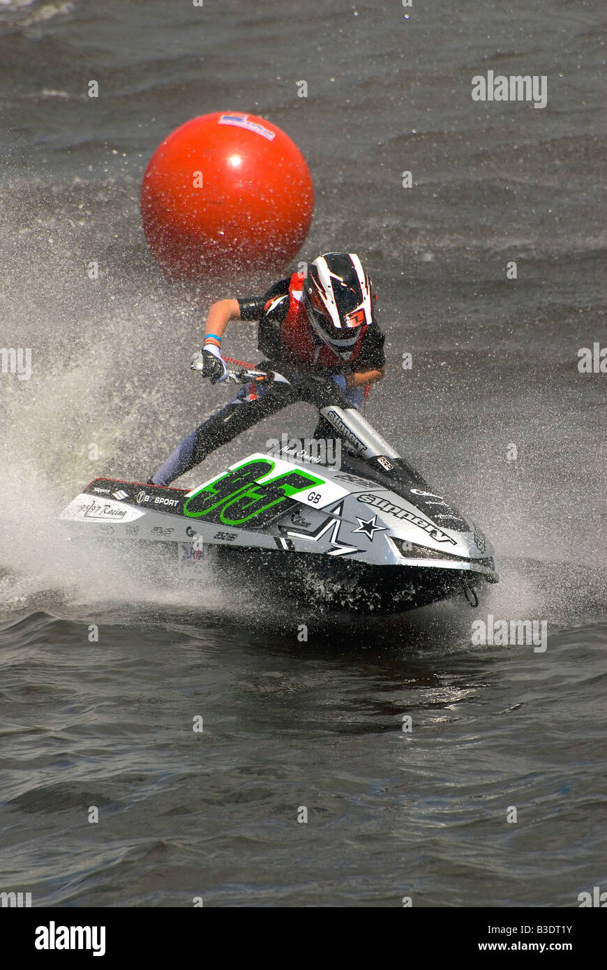 Jet Ski-Rennen auf dem Glasgow River Festival Juli 2008 Stockfoto