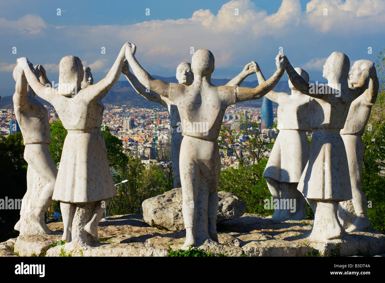 Sardana-Statuen mit Blick auf Barcelona-Katalonien-Spanien Stockfoto